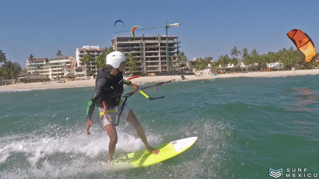 Fernando-stalla-learms-to-kite-at-surf-mexico-9